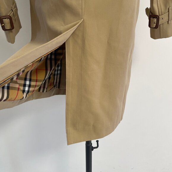 Burberry Mid-length Chelsea Heritage Trench Coat - Picture 13 of 16